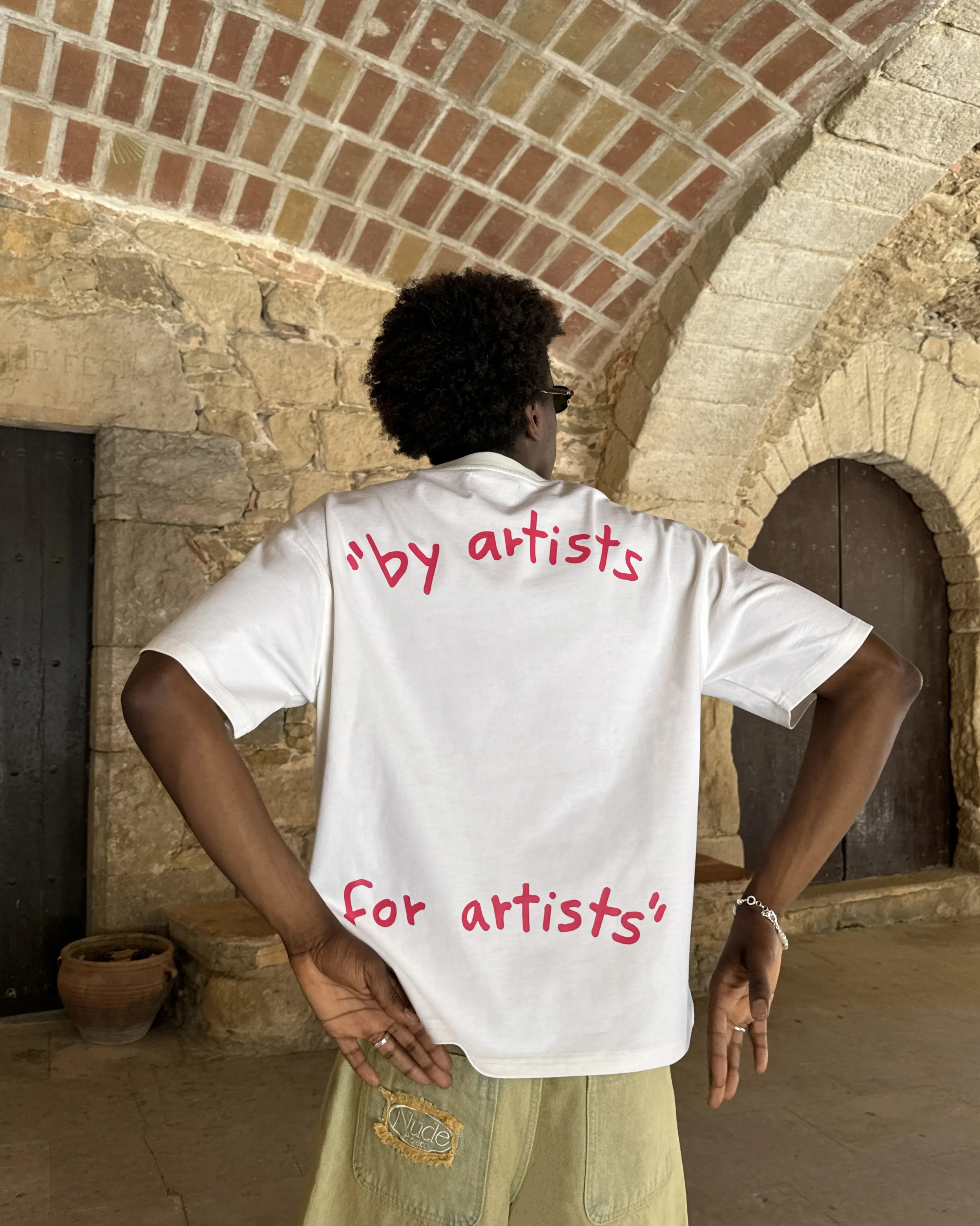Motto Tee Beige