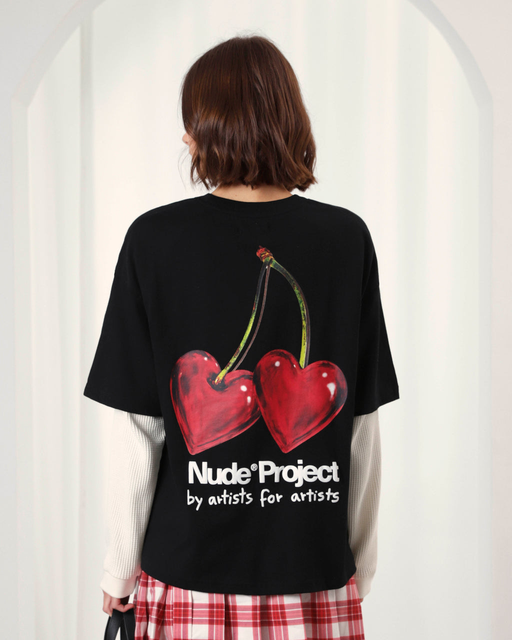 Juicy Cherry Tee Black